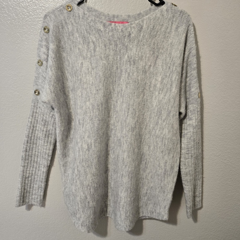 Lilly Pulitzer Arna Pullover Sweater Gray Gold Button Detail XXS Fits Up To Med - Picture 2 of 7